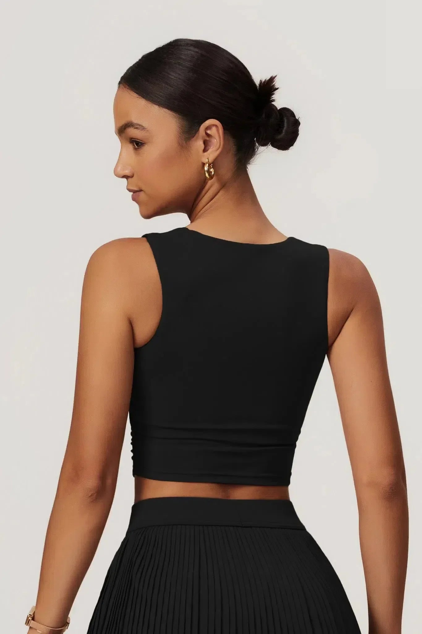 Abriana – Square neckline – Sleek fit top