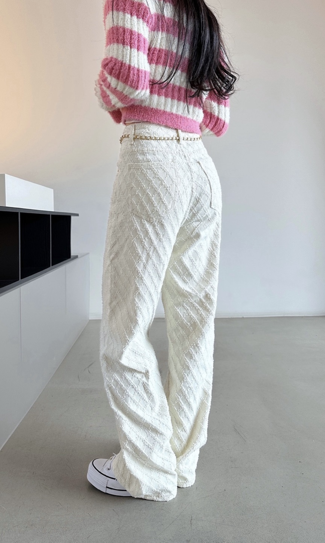 Cerelline – Textured lattice weave – Wide leg trousers