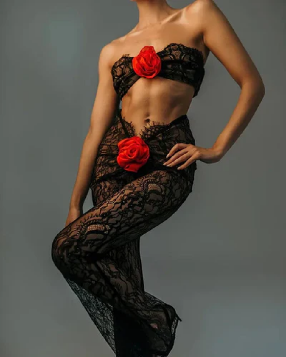 Clémanthe – Sheer lace elegance – Chiffon rose jumpsuit