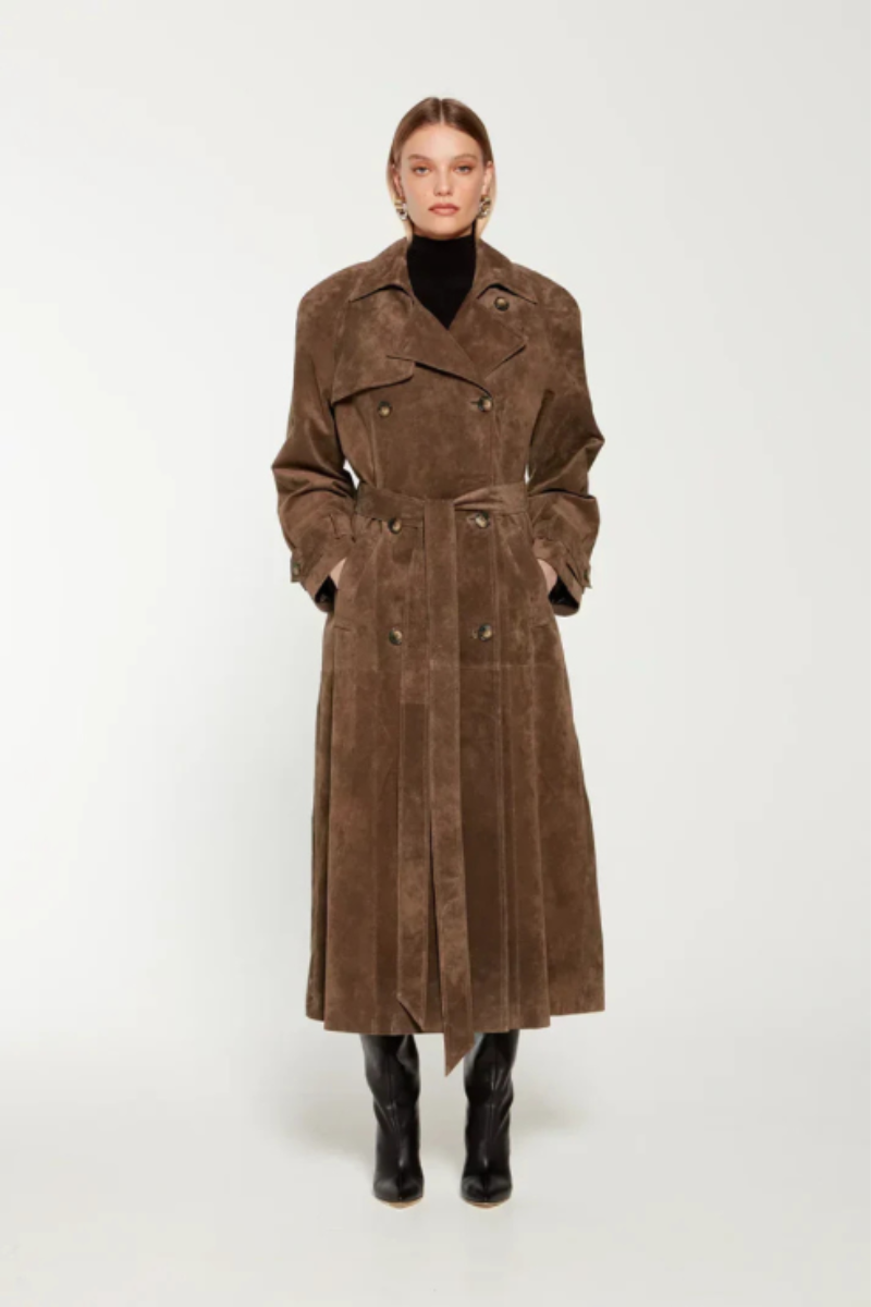 Emilienne – Suede elegance – Trench coat