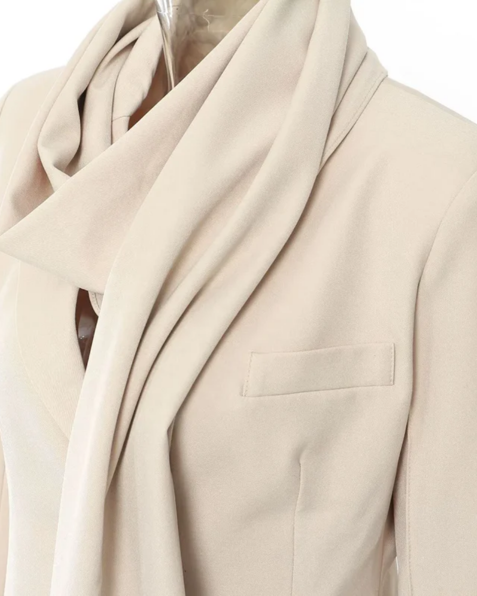 Iside – Asymmetrical collar – Scarf blazer