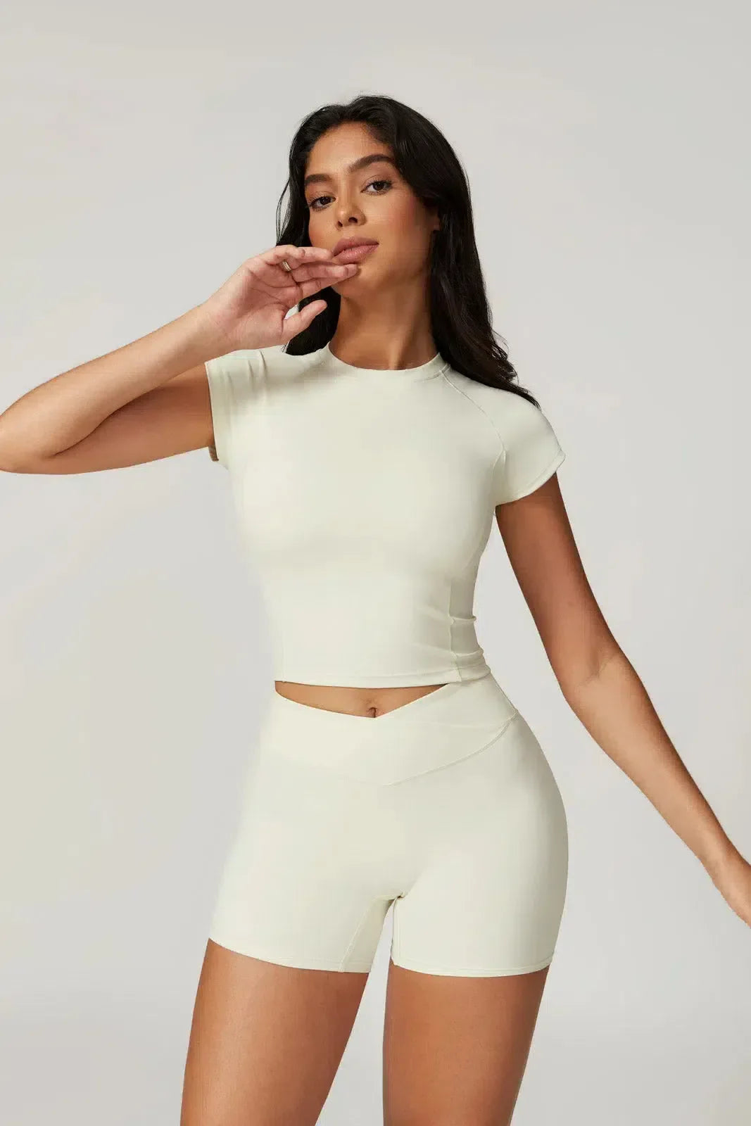 Kaimana – Cropped fit – Top & shorts set