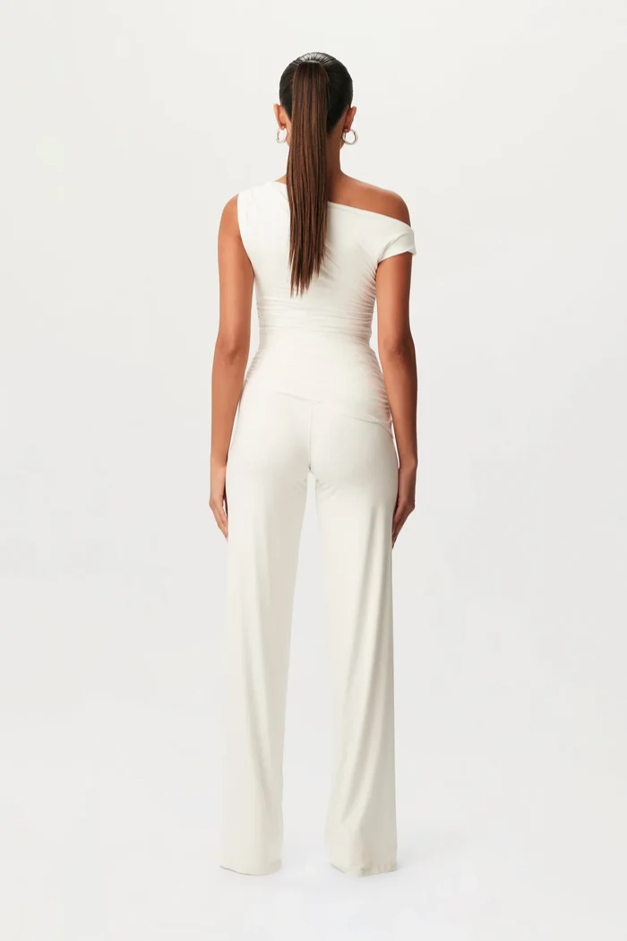 Lunavia – Draped silhouette – One-shoulder jumpsuit