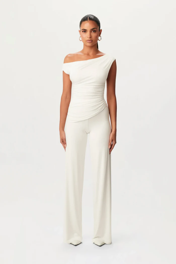 Lunavia – Draped silhouette – One-shoulder jumpsuit
