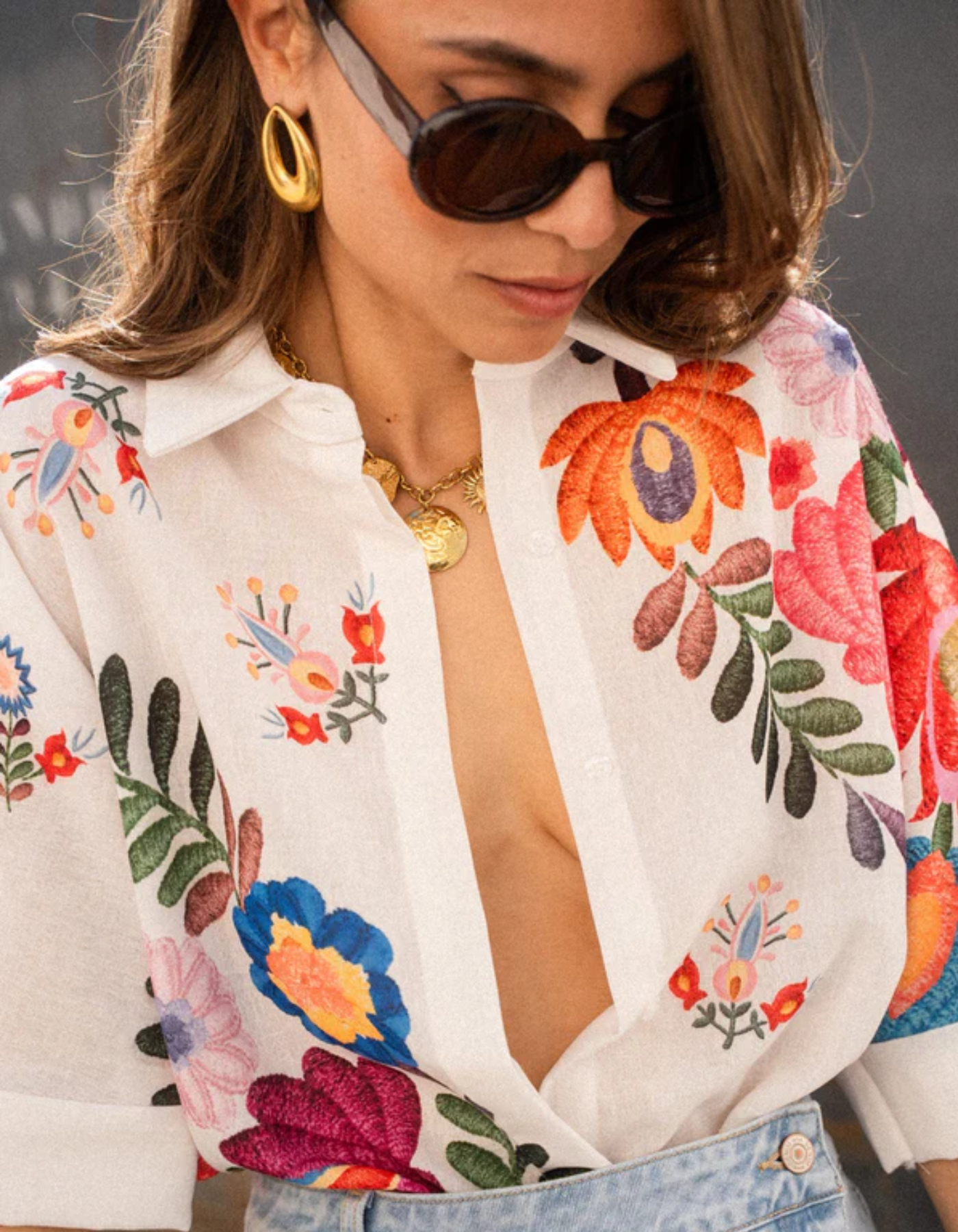 Marizette – Floral embroidery – Linen blouse