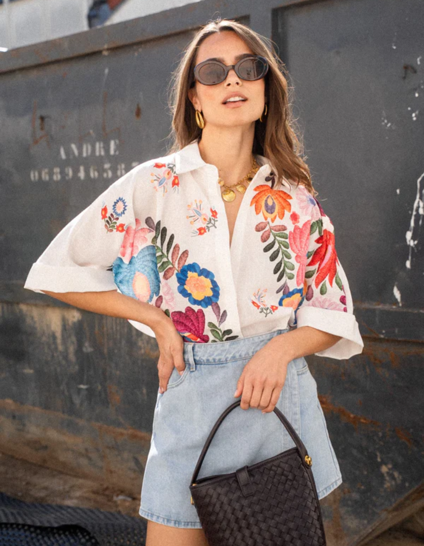 Marizette – Floral embroidery – Linen blouse