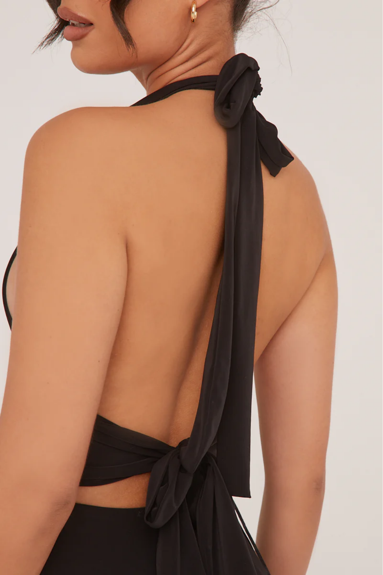 Nerisse – Plunge halter – Skater mini dress