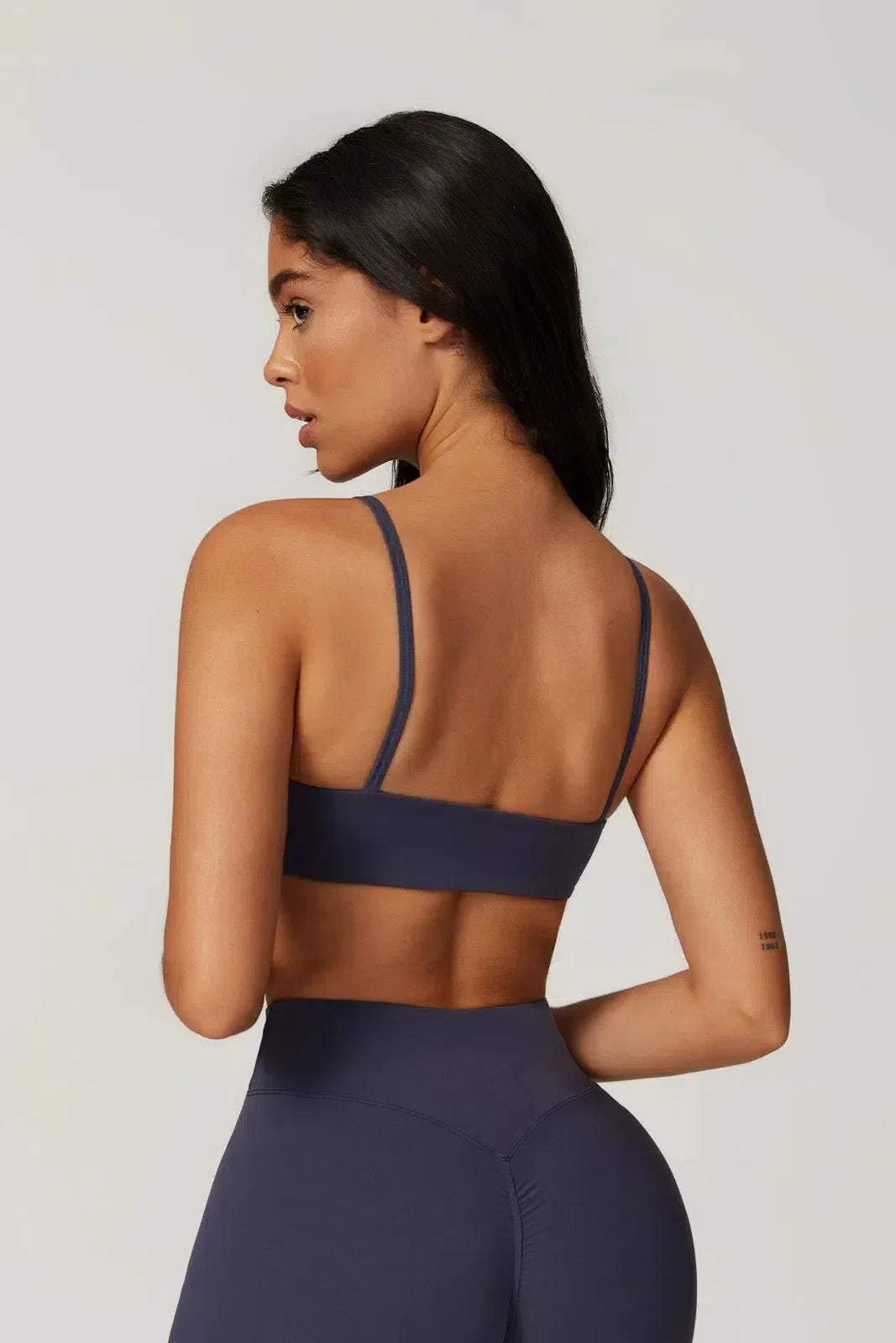 Palmira – U-neckline – Sports bra & flared leggings set