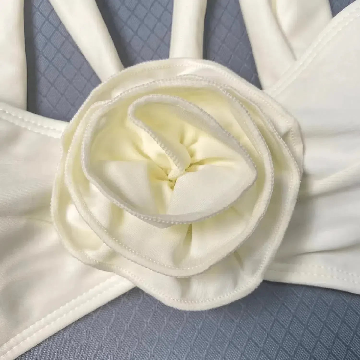 Satie Élégance Set – White – Floral gathered skirt