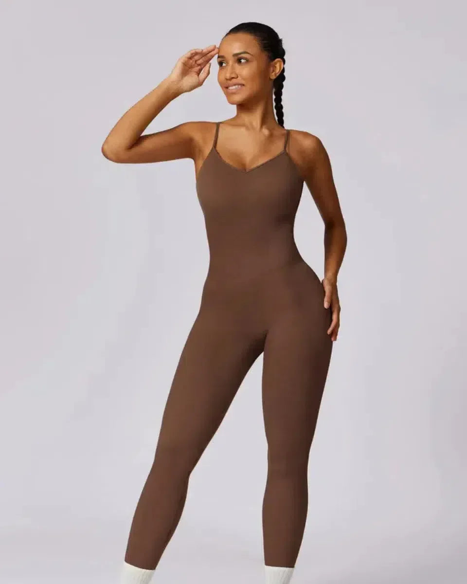 Solara – V-neckline – Modern active jumpsuit