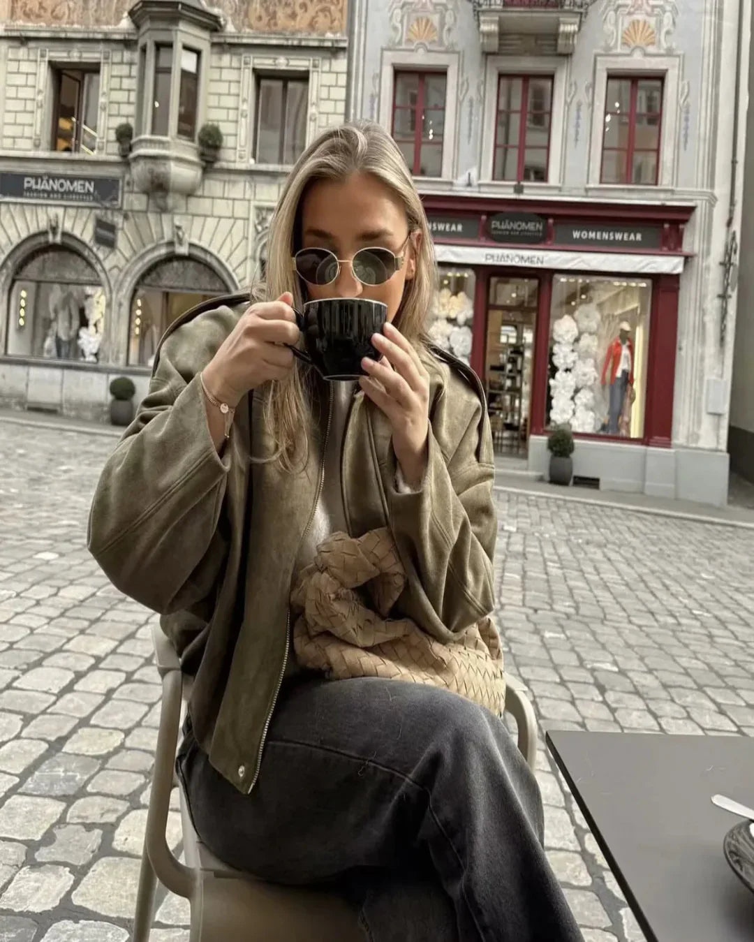 Verdua – Luxe touch – Faux suede bomber jacket